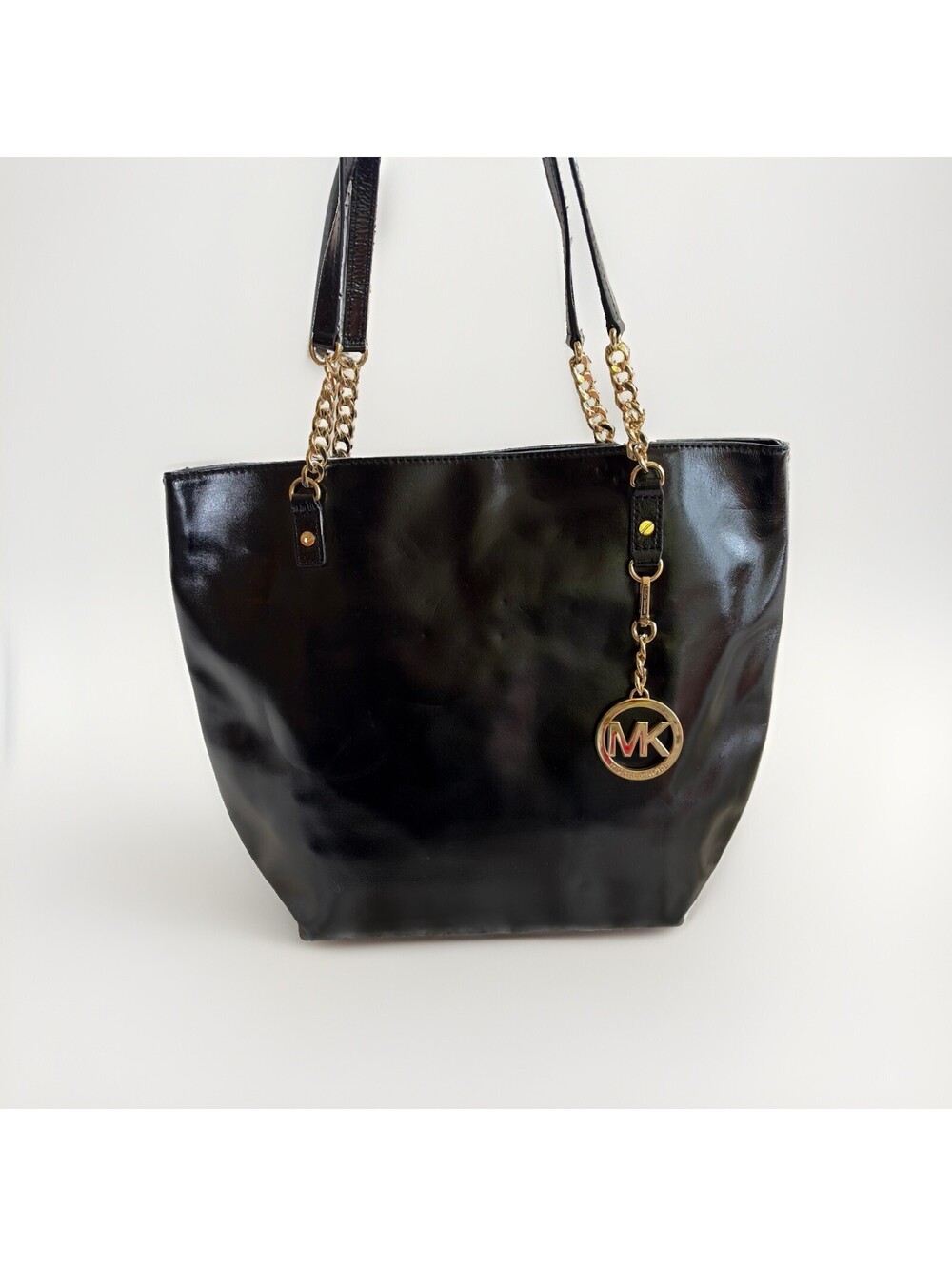 Michael Kors Jet Set tote gold chain straps black patent leather MK logo charm